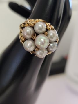 Blue Pearl Cluster Ring Size 9 18k Gold 8.85 gr Leaf Design