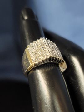 Magnificent 72-Diamond Cluster 10k Gold Ring Size 5  #050
