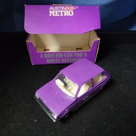 Austin Mini Metro Vintage Purple Toy Car