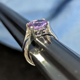 Ring Size 7 Amethyst and Sterling Silver 925 Solitaire
