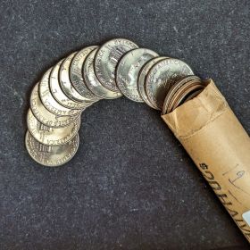 38 Coins 1976 Half Dollars Clad Original Bankroll