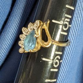 Blue Aquamarine & Diamond Ring Size 5.75 Solid 10k Gold 2.46 grams