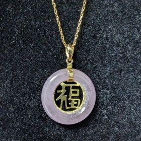 Lavender Purple Jade Pendant Necklace and Chain Solid 14k Gold Good Luck Symbol 3.82 grams