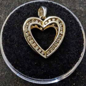 Diamond Heart Pendant for Necklace 14k Gold 2.43 grams