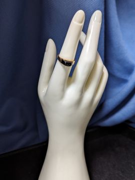 14K Gold Black Sapphire Ring Size 6.25