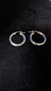 Twist  .925 Sterling Silver Hoop Earrings